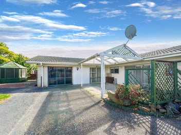 Owners in Australia - Vacant property!