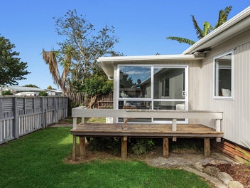 Affordable, Refreshed and Ready to Move in