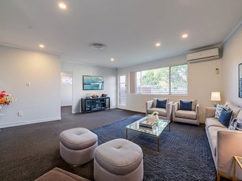 BRICK & TILE BEAUTY IN HANDY PAPATOETOE LOCATION