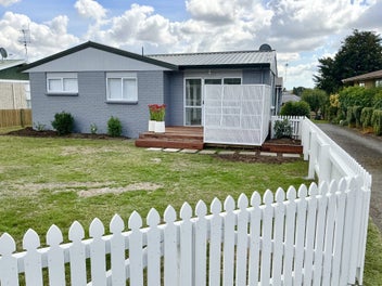 Quality Renovated 2-Bedroom In Paeroa!