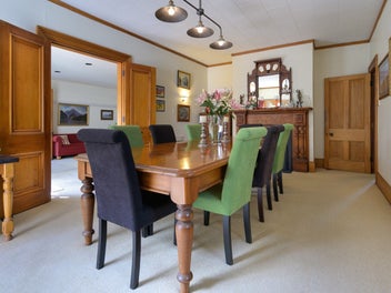Exceptional opportunity in The Wood