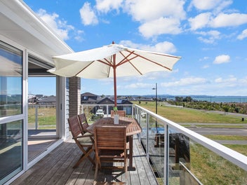 Modern Coastal Living Awaits You!