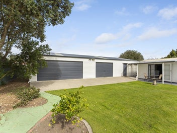 A perfect family retreat and entertainer’s...