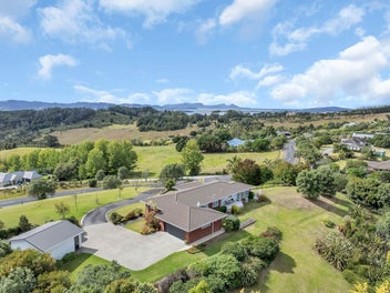 Motivated Vendor in Sought After Maunu
