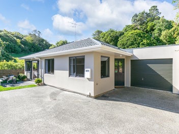 Single-Level & Low-Maintenance! | BEO $769,000