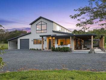 Modern Barn-Style Home on Prime Lifestyle Acreage