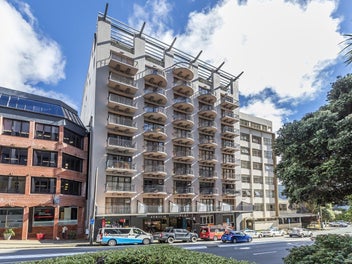LIVING IN THE HEART OF THE CBD