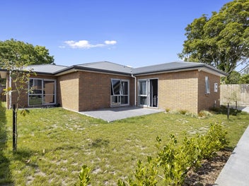 Image 1 of 8