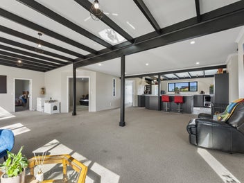 Coastal lifestyle with rural charm