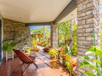 Rare Townhouse Opportunity Close To Village