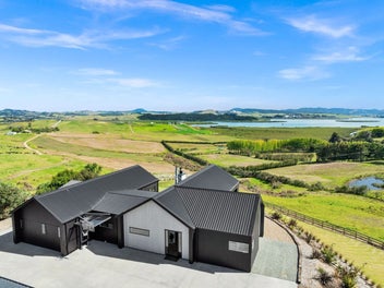 Spacious home, huge shed, and views