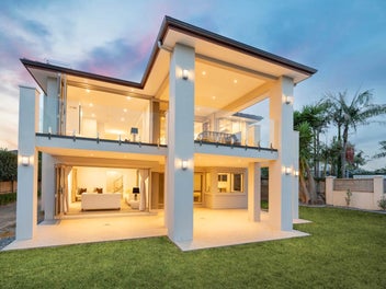 Luxury Coastal Home - Breathtaking Views