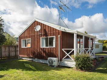 Hot Pick! Move in or Rent!