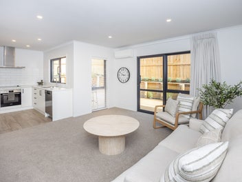 Inviting Living Spaces - New Unit with Privacy