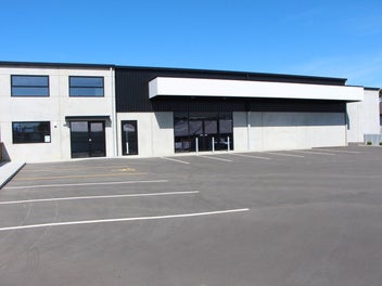 Image 1 of 8