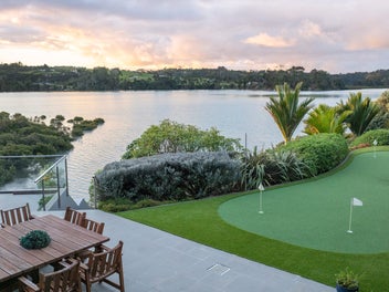 Luxury Waterfront Residence in Whenuapai