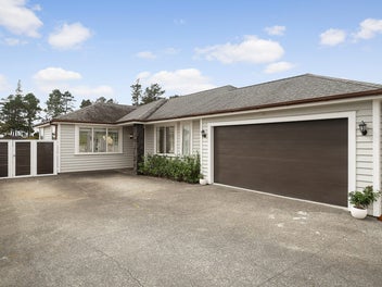 Serenity, Convenience & Finest Residence