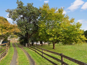 Fabulous flip or future family home!