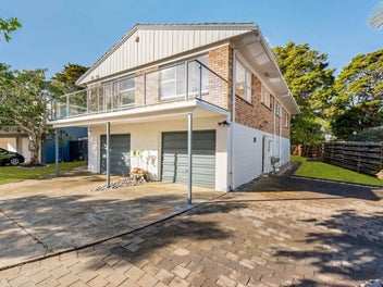 Spacious, Family-Friendly Living in Hillcrest