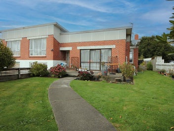 Modern, spacious family home