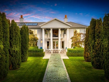 Elegant Country Home with Self-Contained Suite