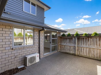 AFFORDABLE STYLISH TOWNHOUSE