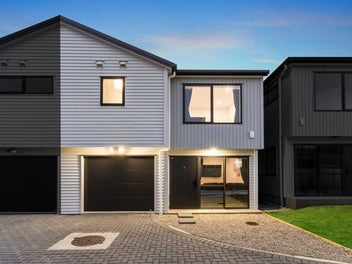 Freehold Charm, First-Home Perfect!