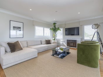Single Level Living with Superb Views