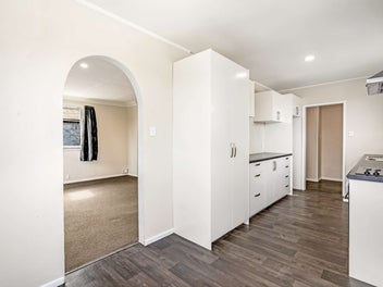 Move-In Ready on a Sunny Corner Site!