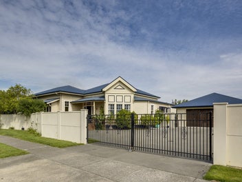 Prestige Villa, Endless Family Space