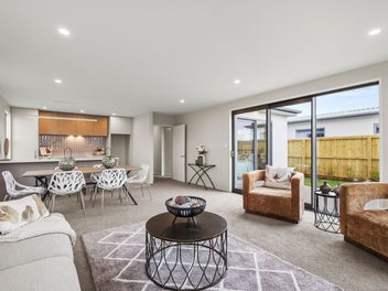 Stunning New Build - Perfect Lock & Leave!
