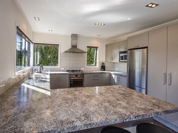 Spacious, private and perfect for families!