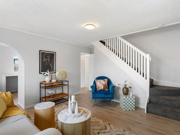 Freehold 683m² - Modern, Cozy, Must Sell!