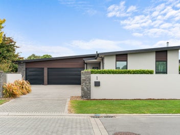 Triple Garage, Triple Motivation!