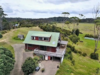 Lifestyle Living on Spacious Grounds