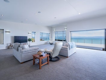 Atawhai – Outstanding Views – Superior Quality