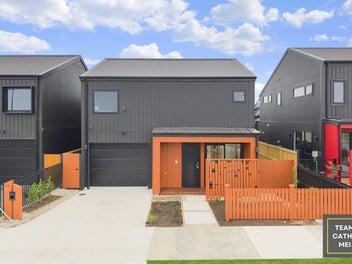 Stand-alone Brand New Home in Karaka Village