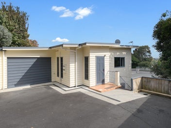 Move In Ready in a Convenient Location!