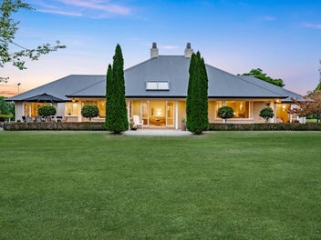 Sea Views, Space, and Serious Potential!