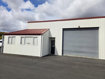 Image 1 of 4