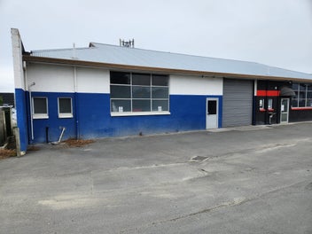 Image 1 of 8