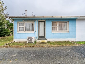 Cozy Unit, Golden Opportunity for you!