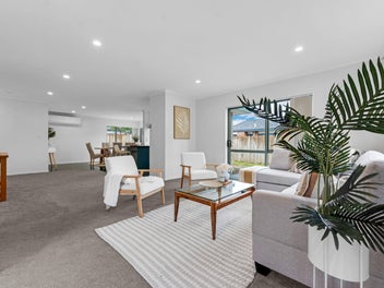 PRICE GUIDE - $865,000 - $920,000