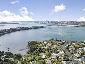 Waterfront lifestyle, exceptional location