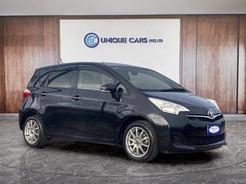 2012 Toyota Ractis 1.3G Smart Stop