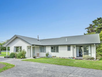 Home, Land & Lifestyle – The Total Package