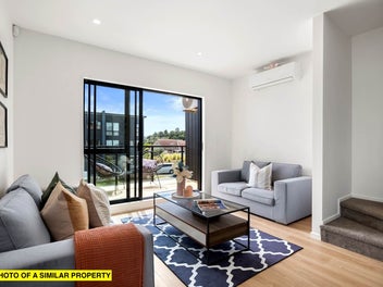 URGENT SALE - 3 Beds + 3 Bath!