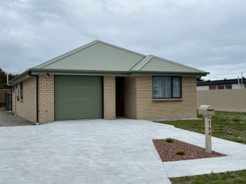 Image 1 of 11
