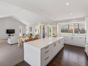 MUST BE SOLD! 4 Bed, 2 Bath, West Melton Stunner!