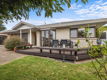 Brick Gem in Quiet Cul-de-Sac
